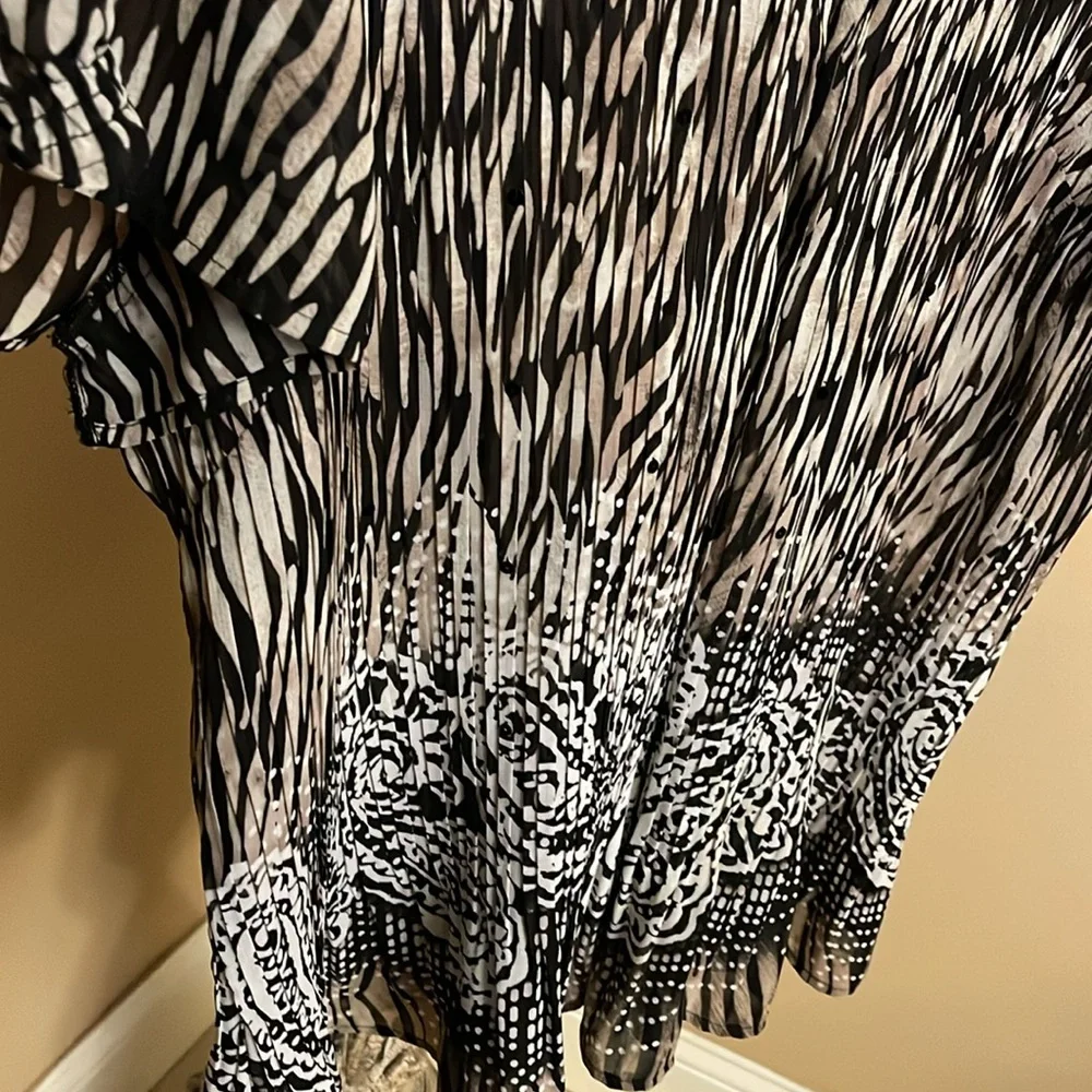 Animal Print Size 4X EUC - Picture 10 of 12